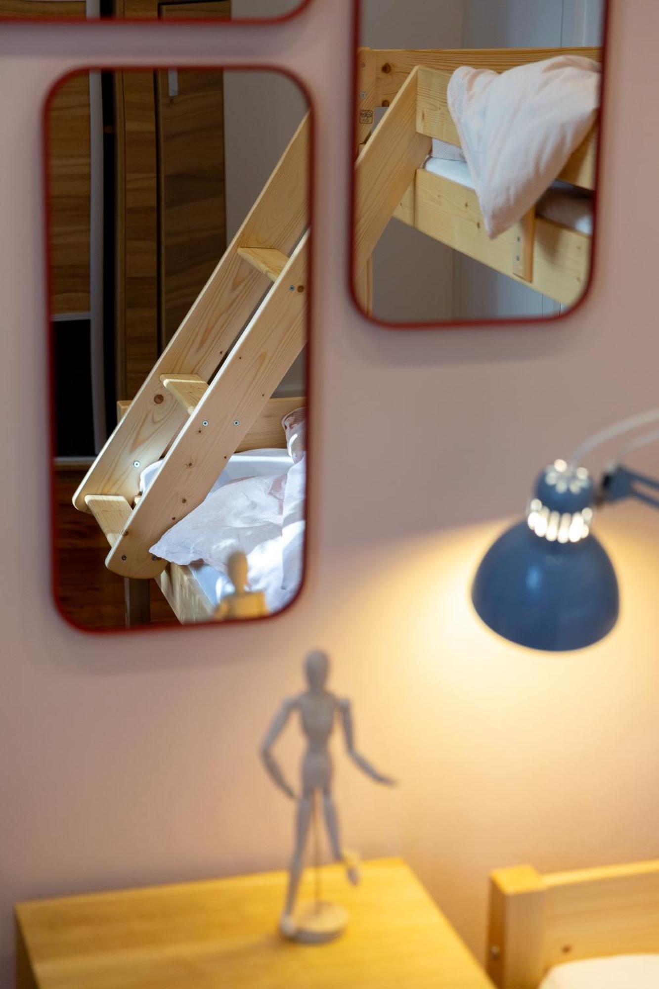 Evergreen - Old Town Spacious Stylish Apartment With Ac And One And A Half Bath, Baby & Kid- Friendly Bratislava Exterior photo