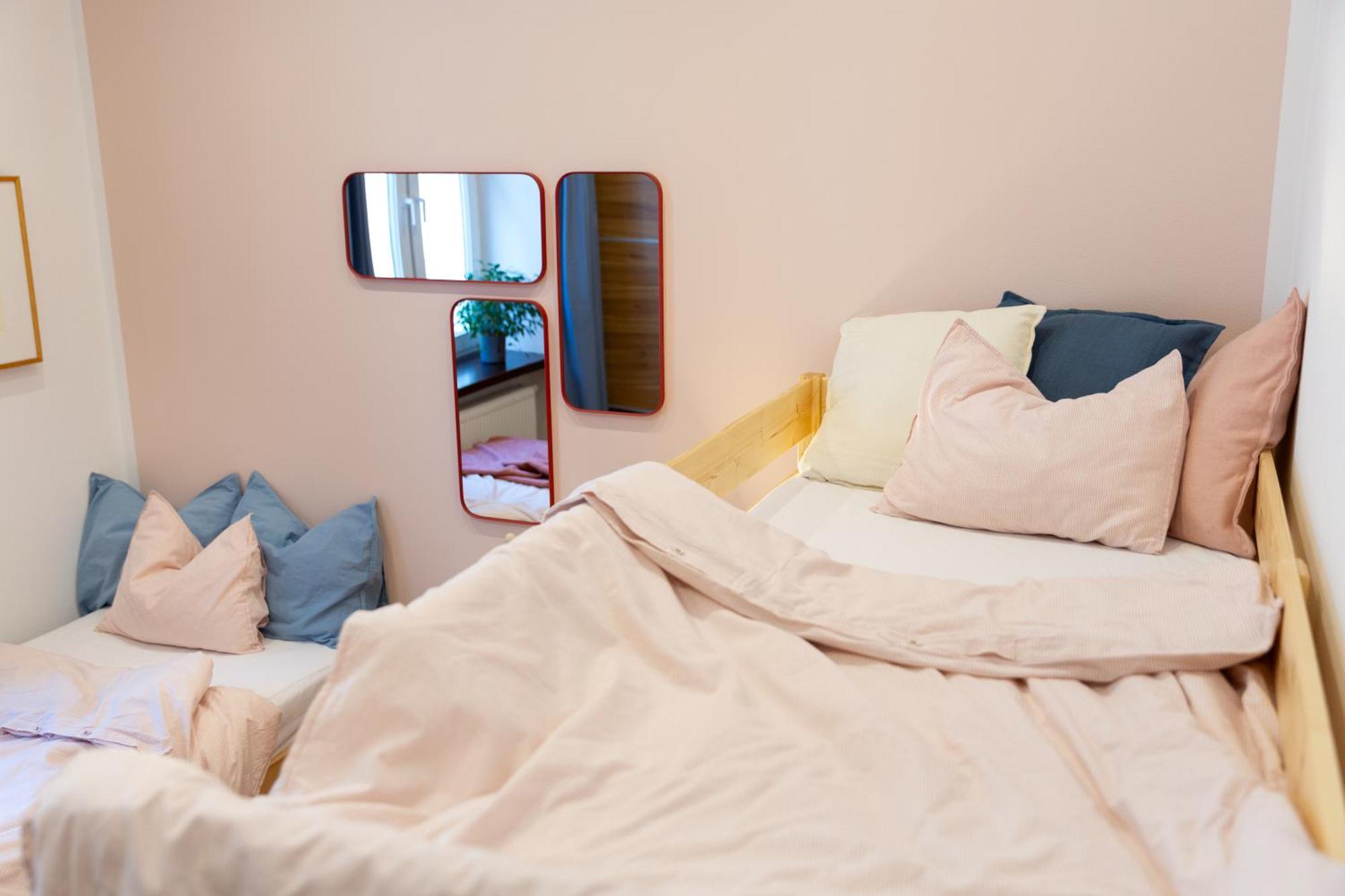Evergreen - Old Town Spacious Stylish Apartment With Ac And One And A Half Bath, Baby & Kid- Friendly Bratislava Exterior photo